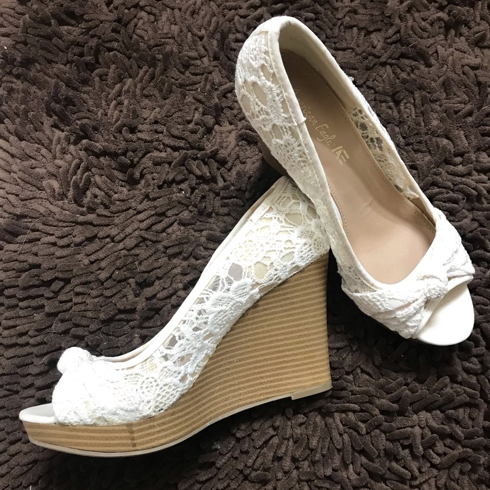 Cute Lacey Peep-Toe Wedges